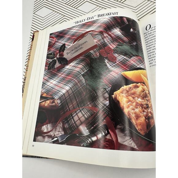 In The Nick of Time Last Minute Decorating, Gift Giving, & Entertaining Book VTG - Picture 5 of 8